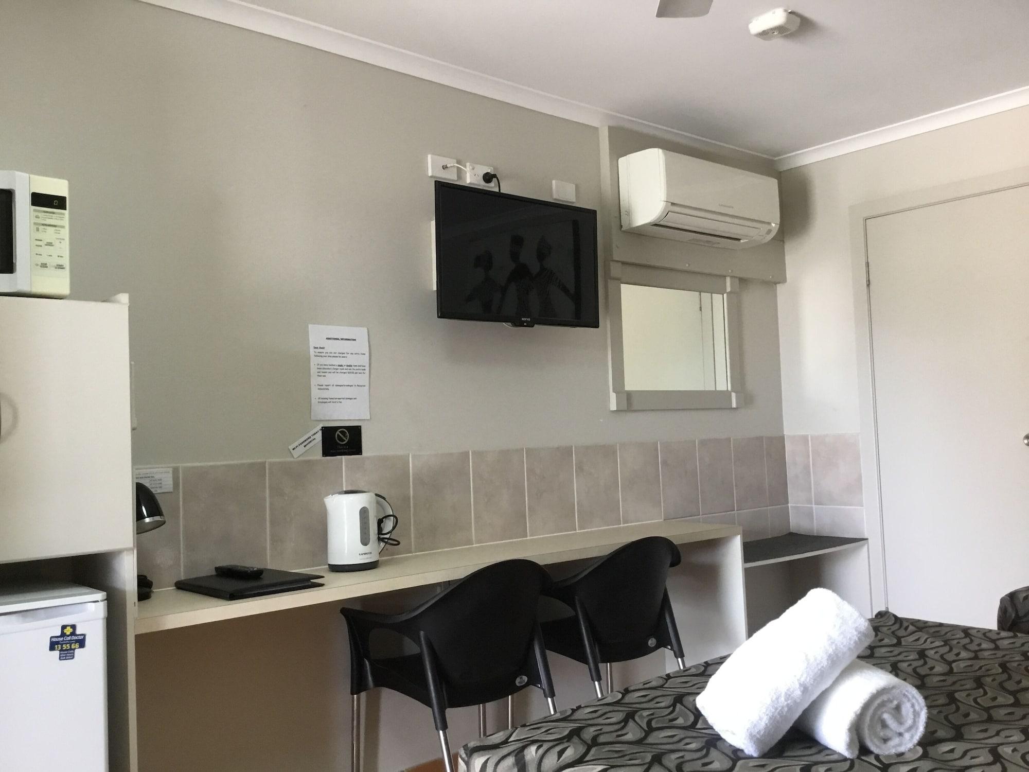 Golden Palms Motor Inn Bundaberg Exteriör bild
