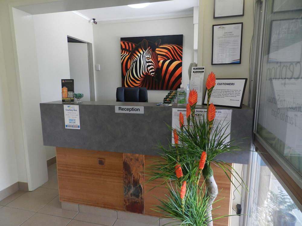 Golden Palms Motor Inn Bundaberg Exteriör bild